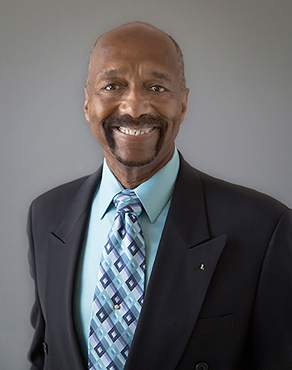 Professional headshot of Tyrone, Teaneck NJ photographer
